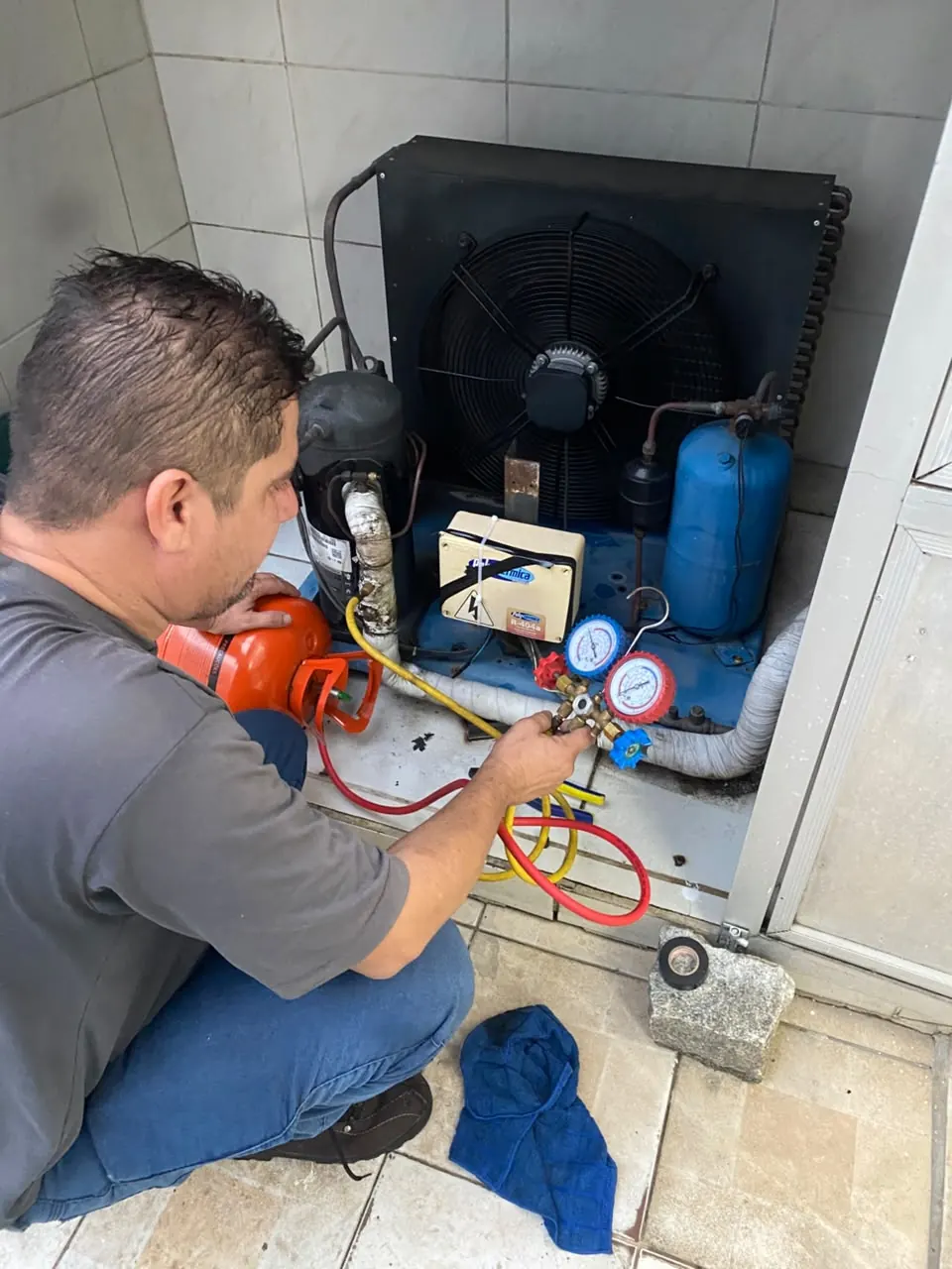 Conserto de freezers e balcões